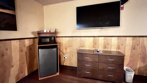 Deluxe Double Bed Photo 4